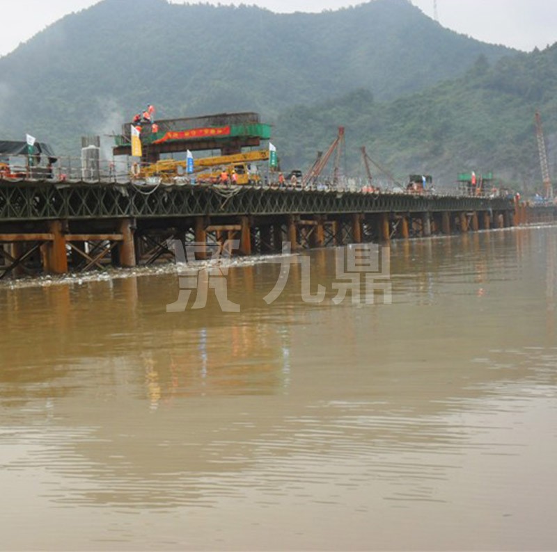 中交(jiao)三(san)航(hang)威(wei)海青(qing)榮(rong)城(cheng)際(ji)公路雙島港(gang)特(te)大橋鋼(gang)平(ping)檯